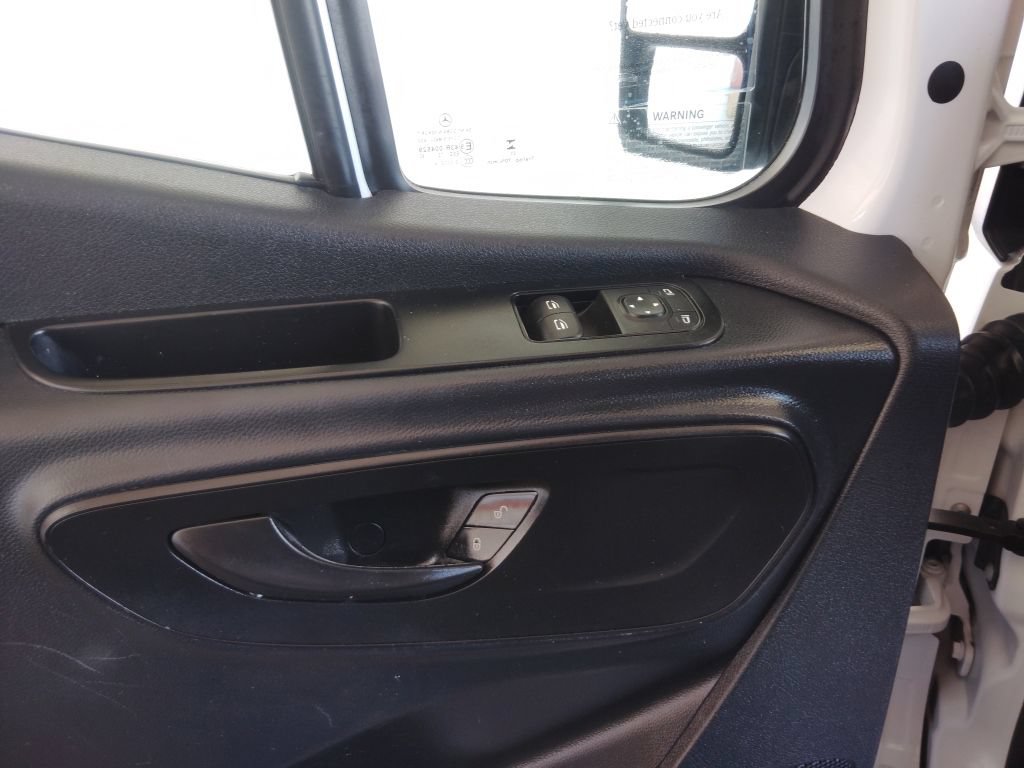 Used 2023 Mercedes-Benz Sprinter 2500 image 18