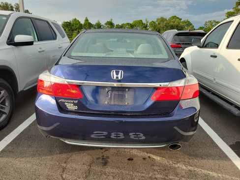 Used 2013 Honda Accord EX image 9