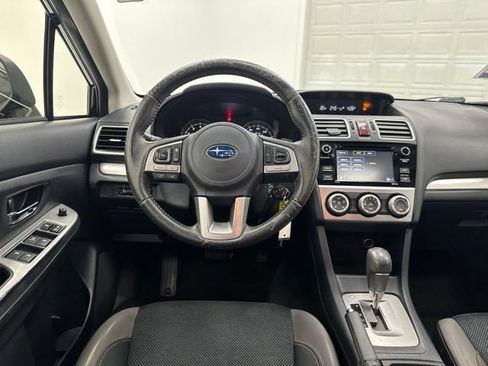 Used 2017 Subaru Crosstrek 2.0i Premium w/ Moonroof Package AWD/4WD image 22