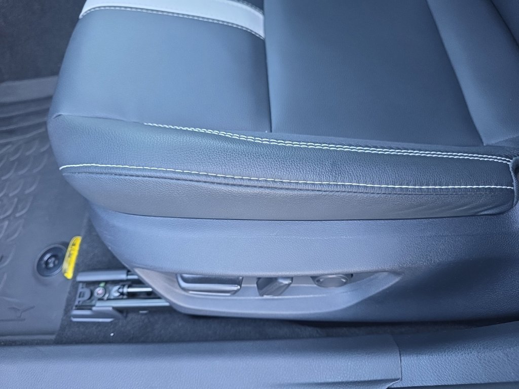 Certified 2026 Toyota Camry SE w/ Convenience Package FWD image 15