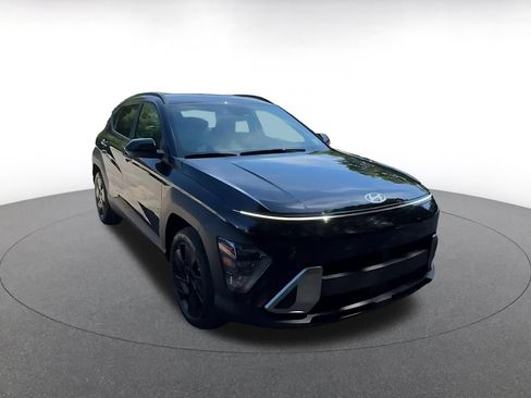 Used 2026 Hyundai Kona SEL Sport FWD image 3