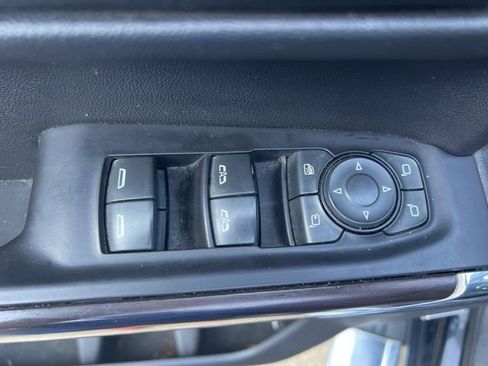 Used 2019 GMC Sierra 1500 SLT w/ SLT Premium Plus Package image 26