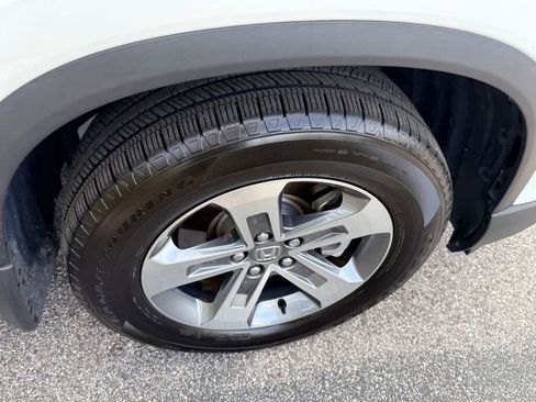 Used 2024 Honda Pilot EX-L image 14