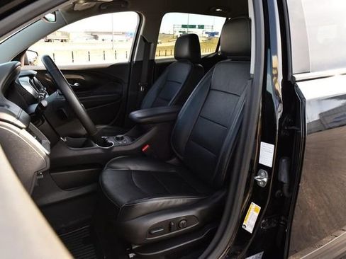 Used 2024 GMC Terrain SLT image 21