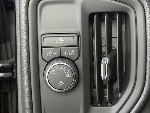 New 2026 Chevrolet Silverado 1500 Custom image 19