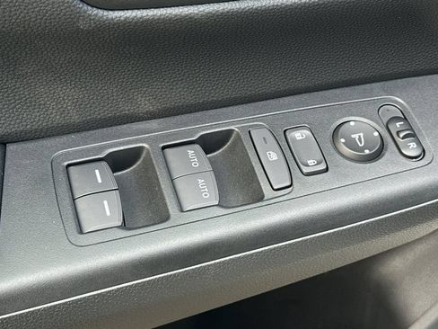 Used 2026 Honda CR-V Sport image 12