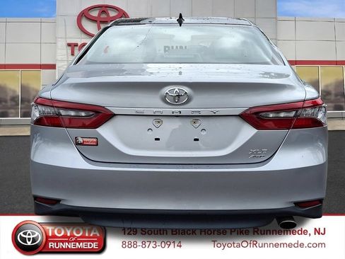 Used 2022 Toyota Camry XLE AWD/4WD image 5
