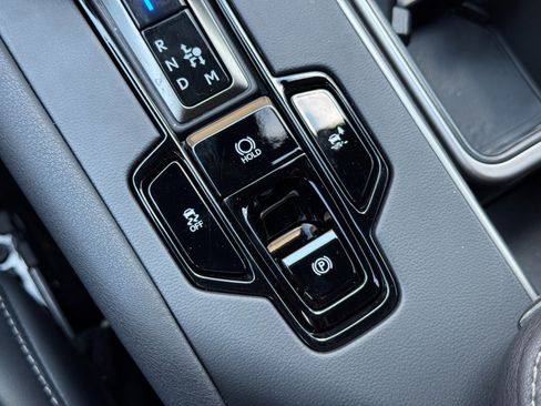 Used 2025 Lexus TX 500h AWD w/ Technology Package image 30