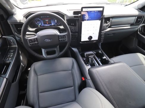 Used 2025 Ford F150 Lightning Flash AWD/4WD image 6