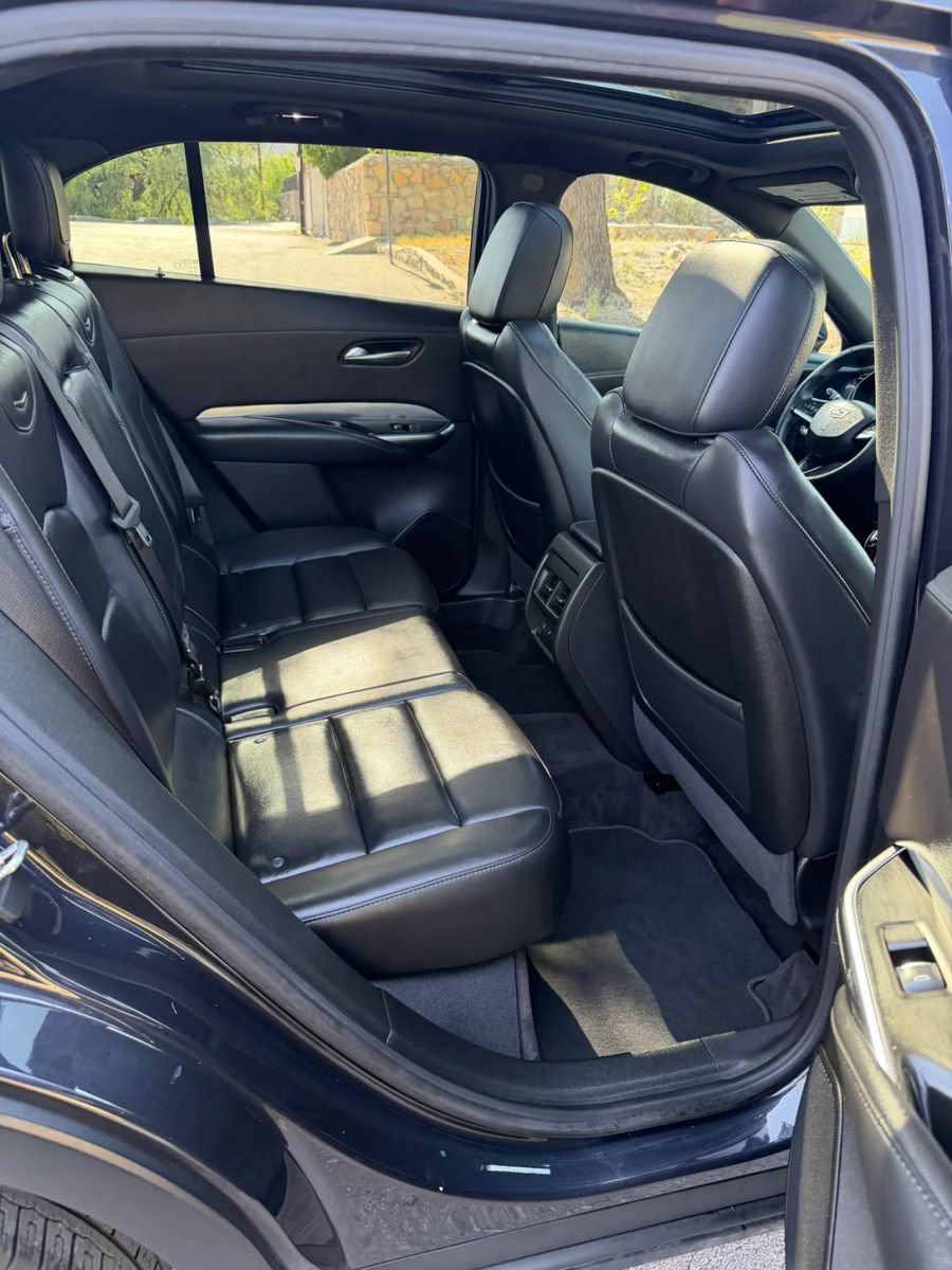 Used 2023 Cadillac XT4 Premium Luxury w/ Enhanced Visibility Package FWD image 12