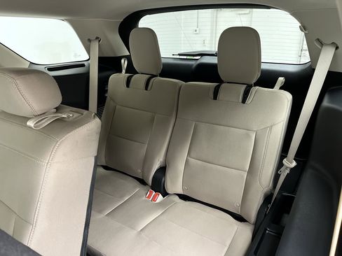 Used 2022 Ford Explorer 4WD image 12