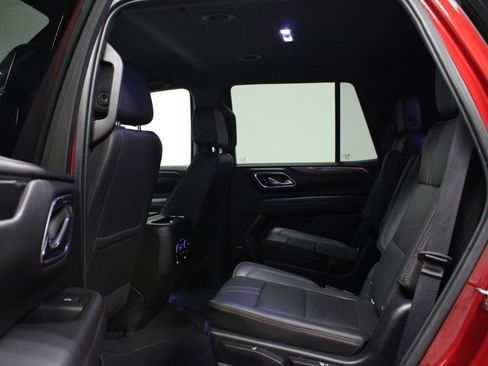 Used 2021 Chevrolet Tahoe RST w/ Luxury Package image 13