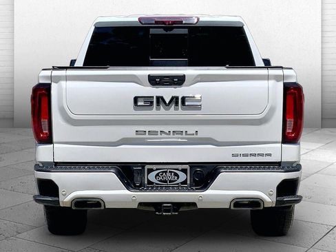 Used 2023 GMC Sierra 1500 Denali Ultimate AWD/4WD image 3