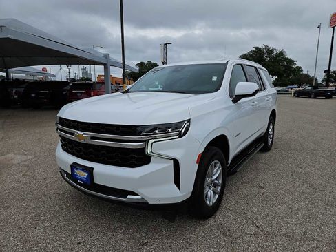 Used 2023 Chevrolet Tahoe LS RWD image 4