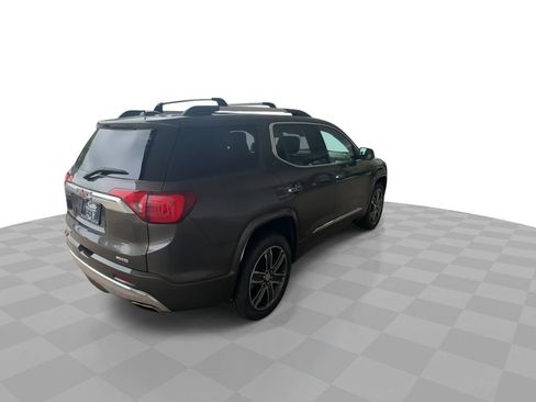 Certified 2019 GMC Acadia Denali w/ Technology Package AWD/4WD image 8
