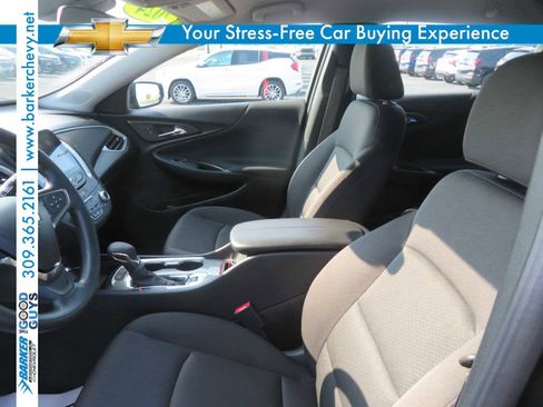 Used 2024 Chevrolet Malibu LT image 15