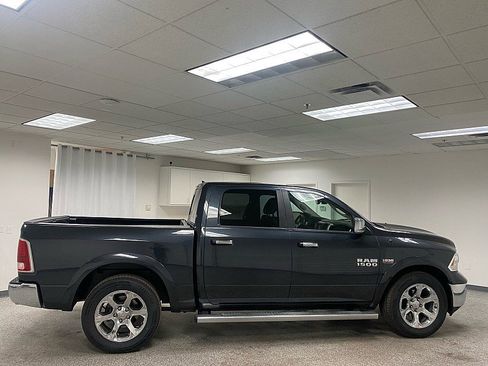 Used 2017 RAM 1500 Laramie w/ Convenience Group image 4