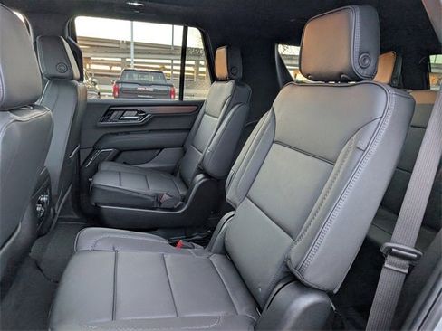 New 2026 GMC Yukon Denali w/ Sun & Power Step Package image 21
