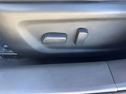 Used 2025 Nissan Altima 2.5 SR image 10