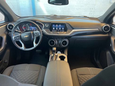 Used 2019 Chevrolet Blazer LT image 4