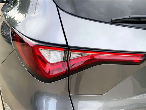 Used 2024 Acura MDX SH-AWD image 29