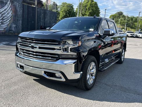 Used 2021 Chevrolet Silverado 1500 LTZ AWD/4WD image 7