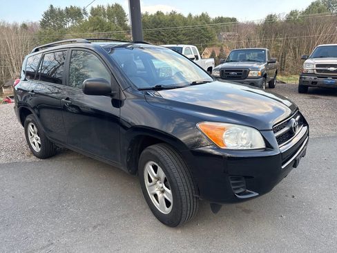 Used 2010 Toyota RAV4 Base 4x4 4dr SUV image 4