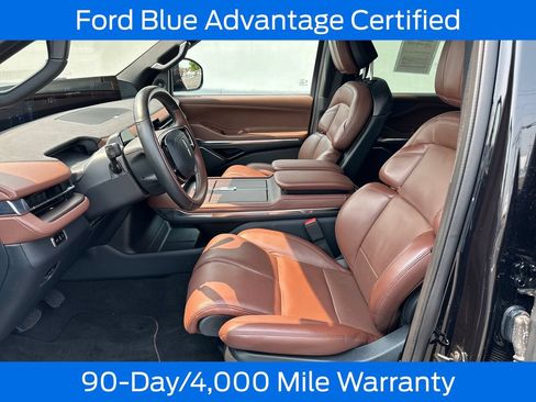 Used 2025 Lincoln Navigator L Reserve AWD/4WD image 13