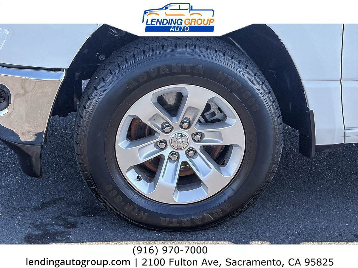 Used 2023 RAM 1500 Laramie AWD/4WD image 9