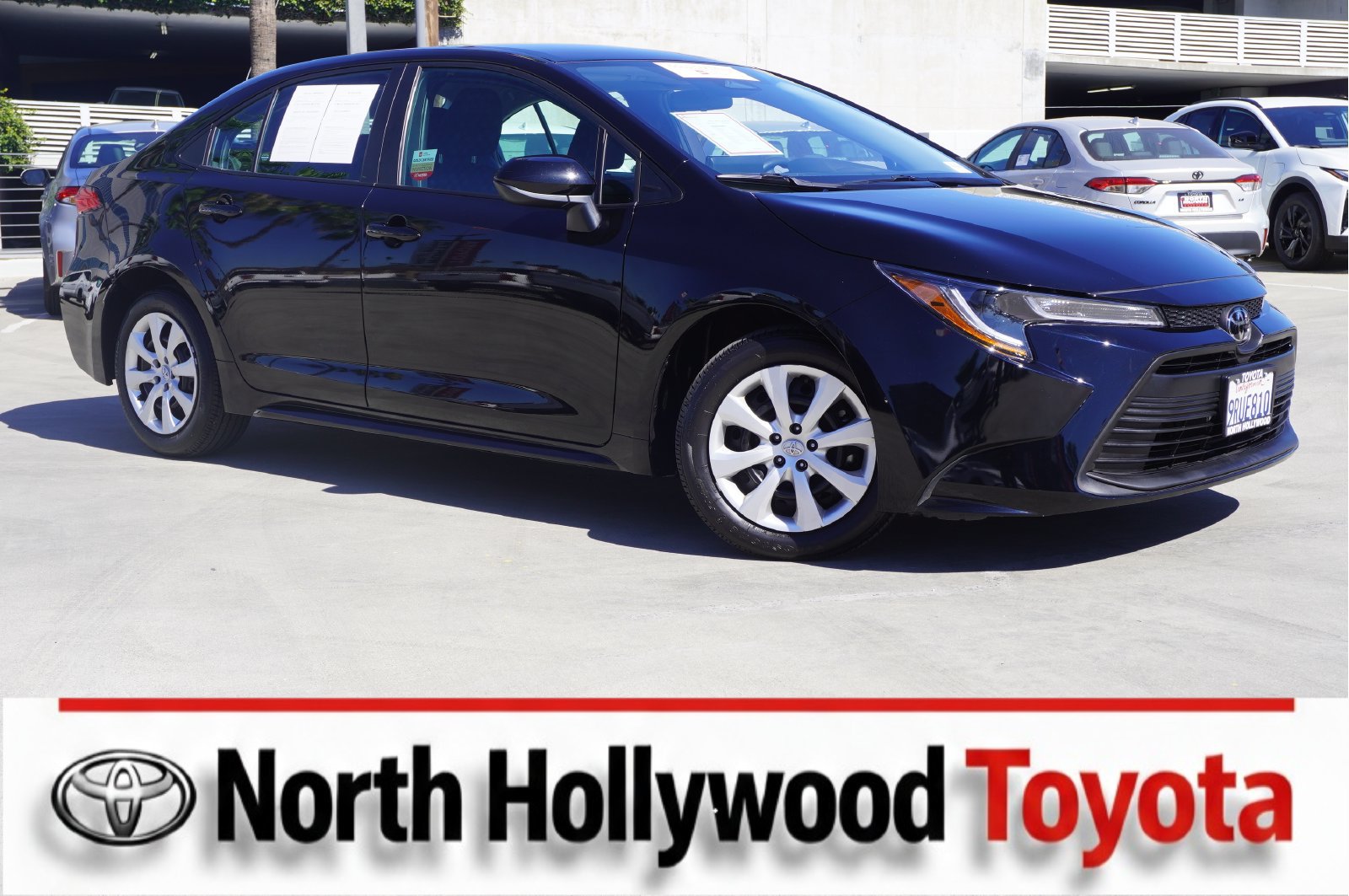 Certified 2025 Toyota Corolla LE FWD image 1