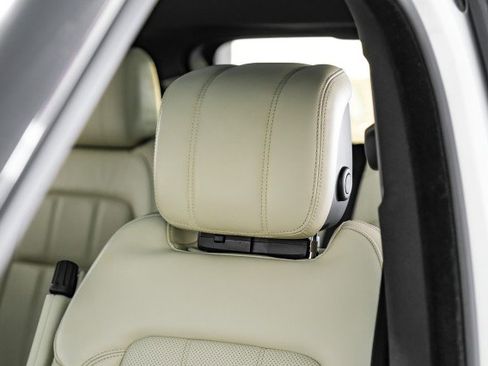 Used 2019 Land Rover Range Rover Sport Supercharged image 29