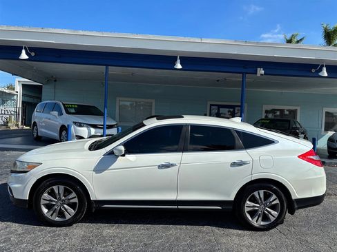Used 2013 Honda Crosstour EX-L image 2