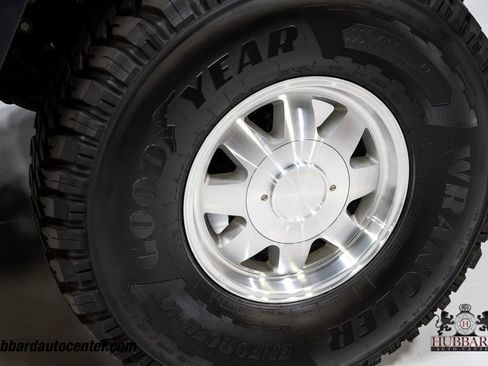 Used 2000 HUMMER H1 4-Door Open Top image 32