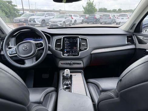 Certified 2023 Volvo XC90 T8 Ultimate w/ Lounge Package AWD/4WD image 15