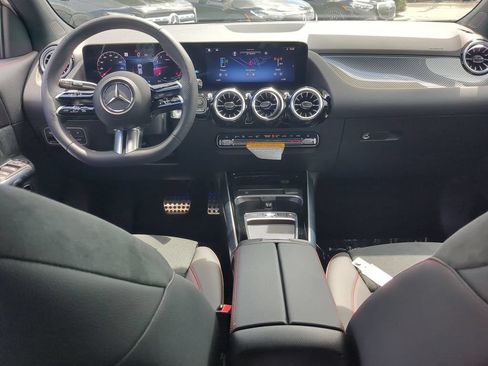 Used 2024 Mercedes-Benz GLA 250 image 2