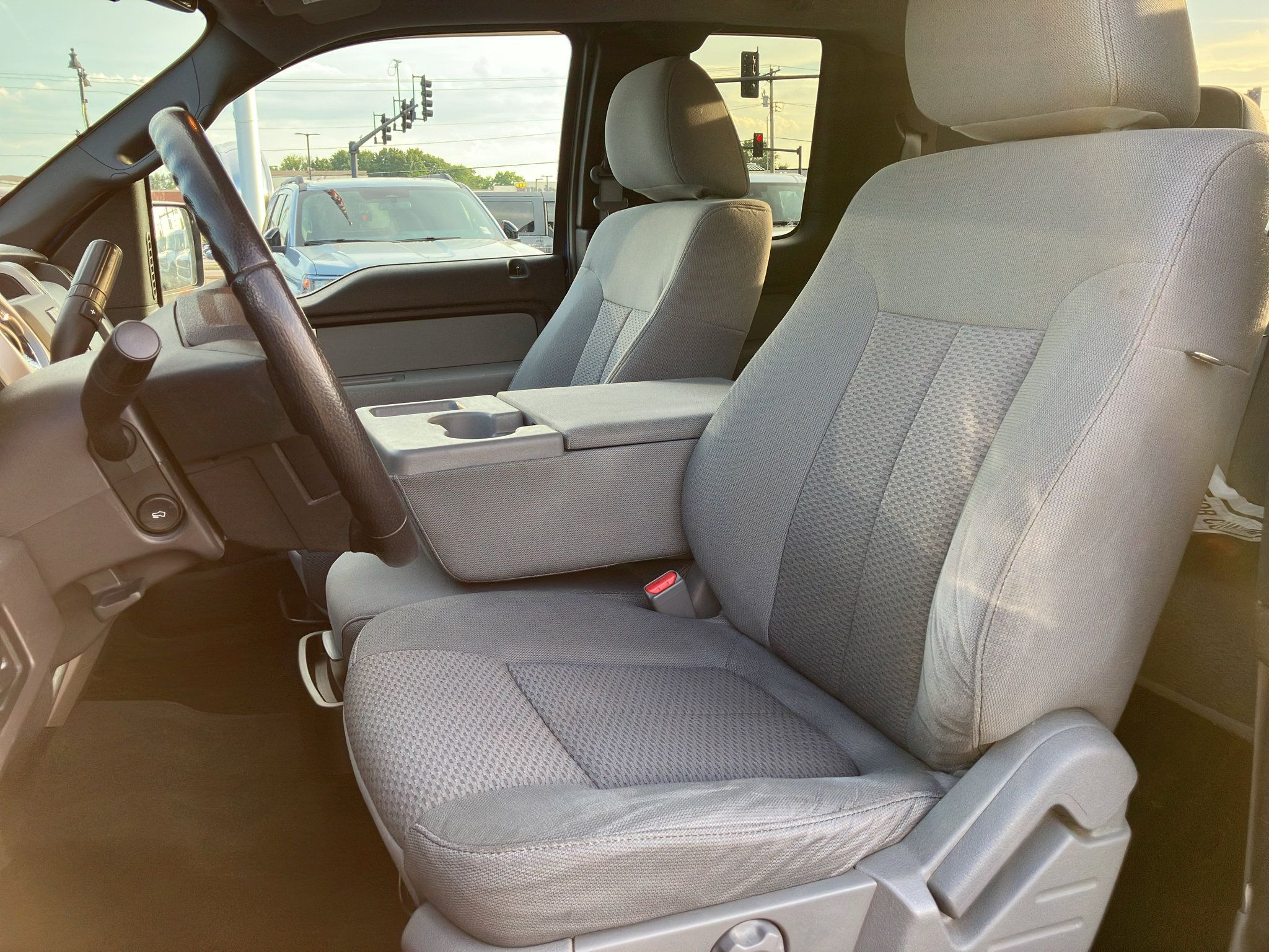 Used 2011 Ford F150 XLT w/ XLT Chrome Pkg RWD image 28