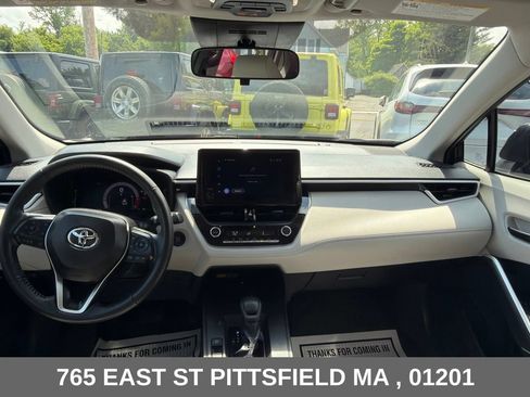 Used 2026 Toyota Corolla Cross LE w/ Moonroof Package AWD/4WD image 15