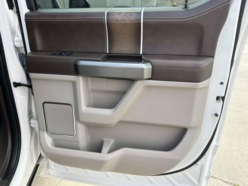 Used 2019 Ford F150 Limited AWD/4WD image 34