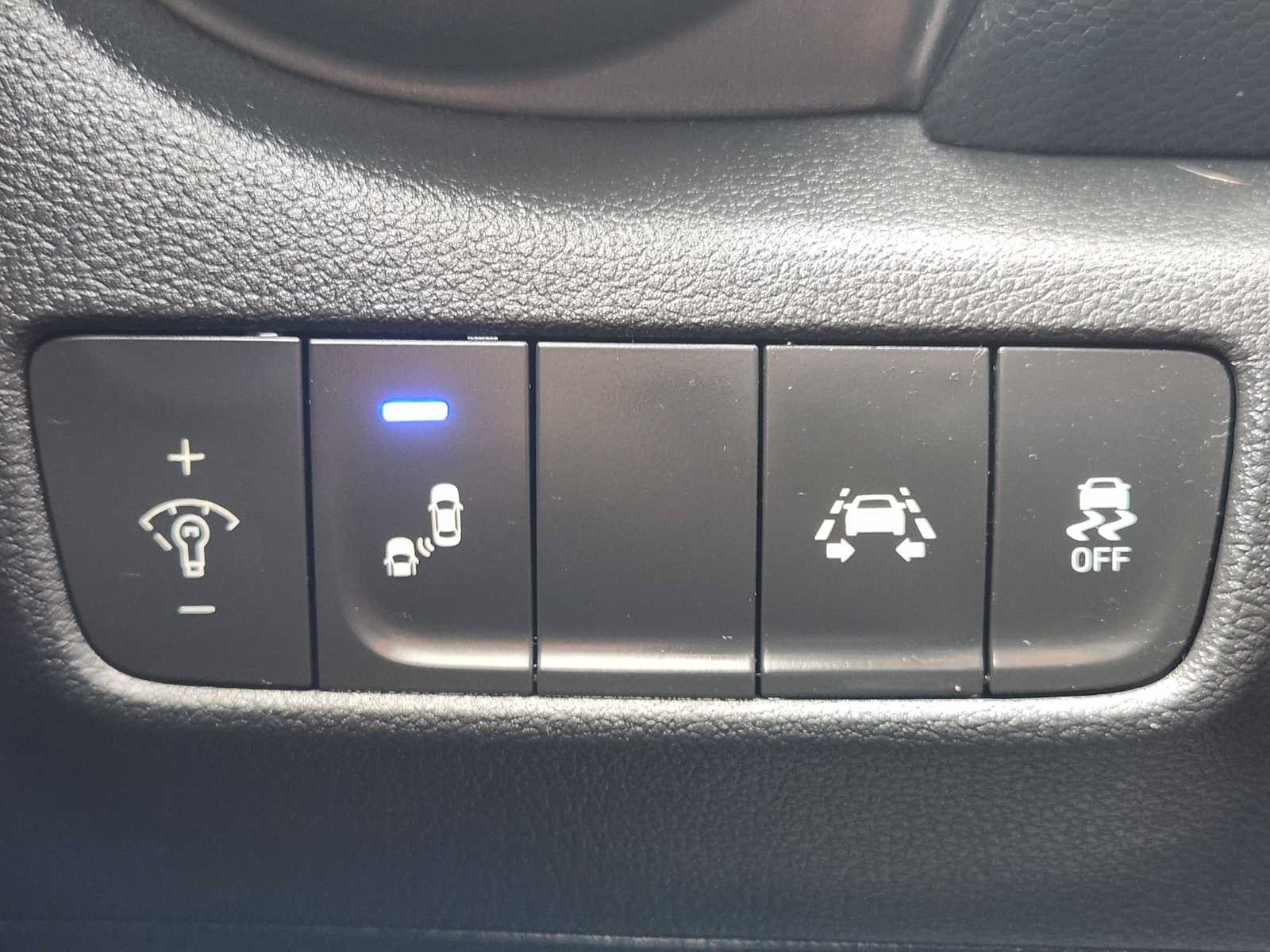 Used 2021 Hyundai Kona SEL AWD/4WD image 21