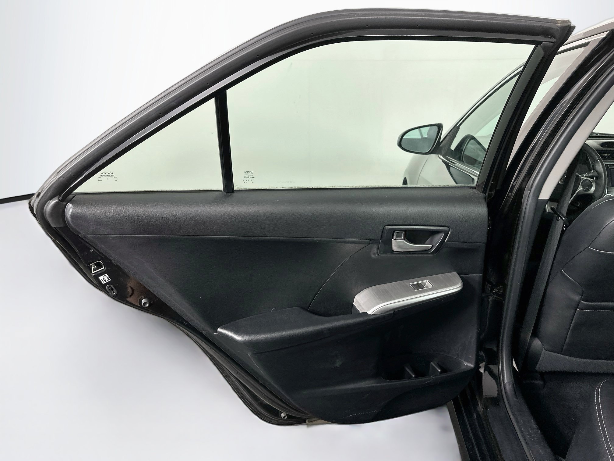 Used 2012 Toyota Camry SE FWD image 23
