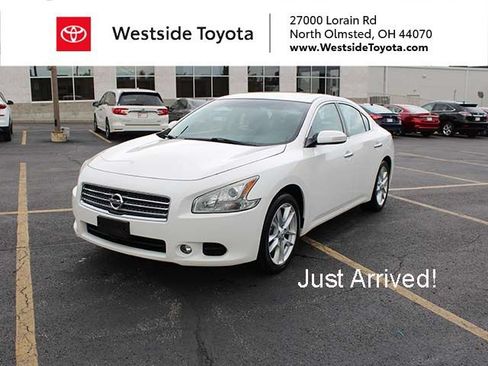 Used 2011 Nissan Maxima 3.5 SV w/ Monitor Pkg FWD image 1