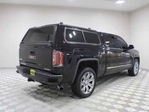 Used 2018 GMC Sierra 1500 Denali w/ Denali Ultimate Package image 11