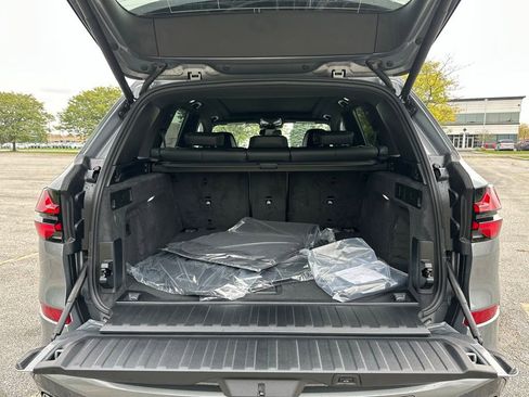 New 2026 BMW X5 xDrive40i w/ M Sport Package image 25