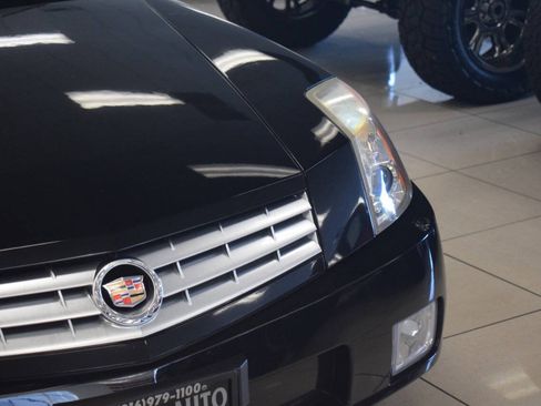 Used 2005 Cadillac XLR RWD image 9