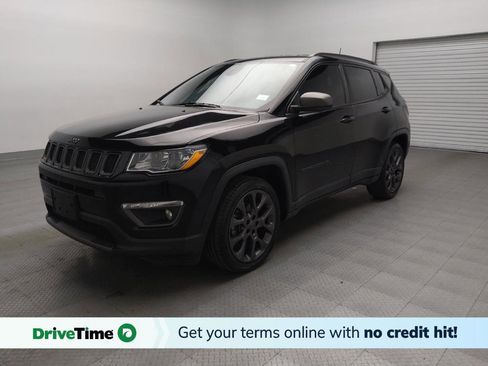 Used 2021 Jeep Compass Latitude image 1