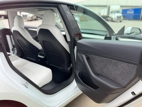 Used 2023 Tesla Model 3 Standard Range RWD image 19