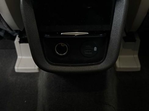 Used 2022 Lincoln Nautilus AWD image 20