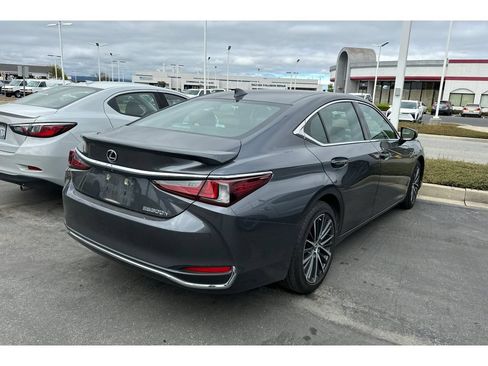 Used 2023 Lexus ES 300h w/ Premium Package FWD image 5