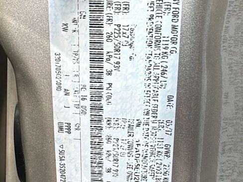 Used 2017 Ford C-MAX Energi SE FWD image 51
