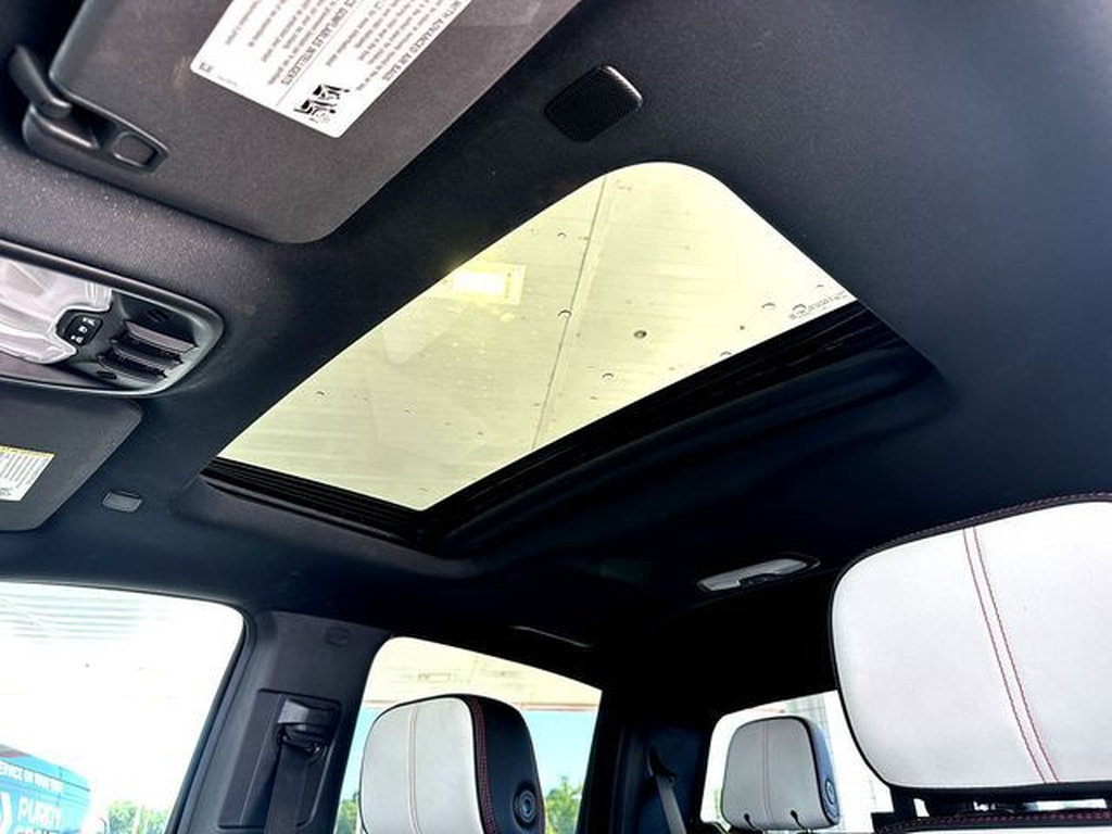 Used 2024 GMC Canyon AT4X AWD/4WD image 18